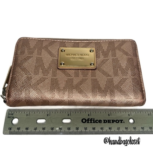 Michael Kors MK Rose Gold Metallic Logo Medium Wallet - Picture 10 of 11